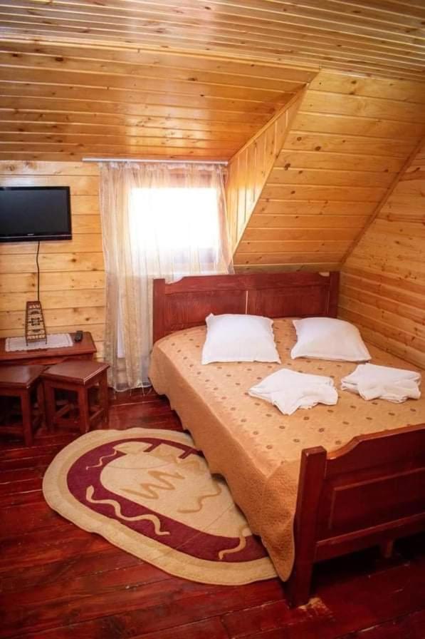 Hotel Cabana Ancuta à Vartop Extérieur photo