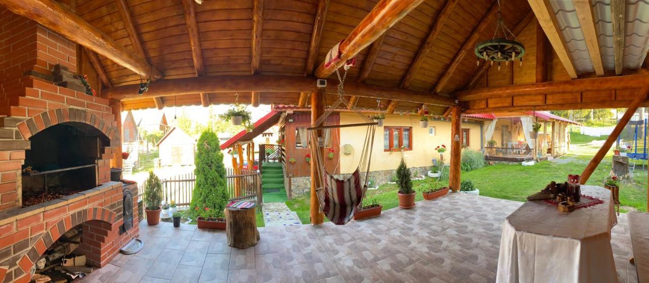 Hotel Cabana Ancuta à Vartop Extérieur photo